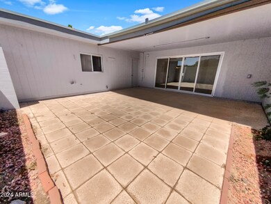 10549 W Ocotillo Dr unit 39, Sun City, AZ 85373 - photo 7