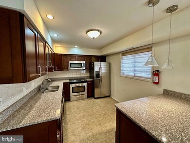 23 Chiswick Dr, Lindenwold, NJ 08021 - photo 4