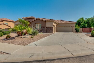 EXTRA DEEP & WIDE DRIVEWAY