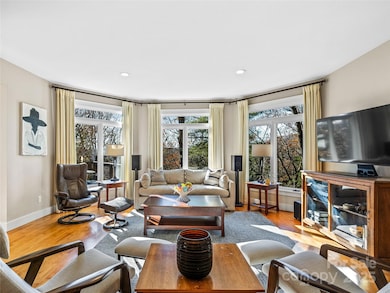 339 Beaverdam Rd, Asheville, NC 28804 - photo 6