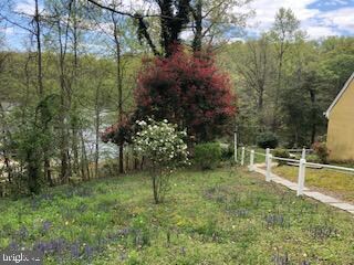 212 Queens Way, Montross, VA 22520 - photo 7