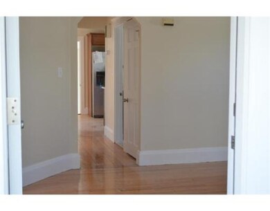 28 Greenhalge Ave, Everett, MA 02149 - photo 4