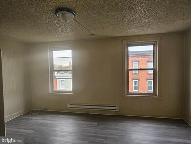 2526 N 5th St unit 3RD FL, Philadelphia, PA 19133 - photo 4