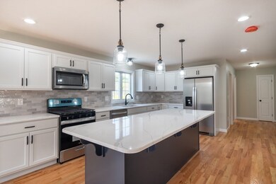 16 Upper Palmer Rd, Monson, MA 01057 - photo 2