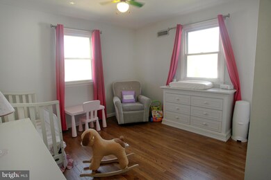 8409 Downey Dale Dr, Randallstown, MD 21133 - photo 4