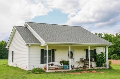 Secondary House on Property