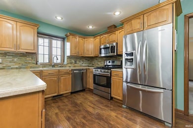 601 Jade Dr, Yorktown, IN 47396 - photo 5