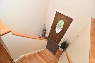 54 Swan Dr, Middletown, RI 02842 - photo 6