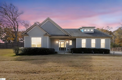 810 Ansel School Rd, Greer, SC 29651 - photo 2