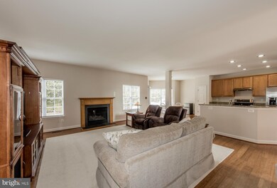 458 Hawkridge Ln, Sykesville, MD 21784 - photo 5