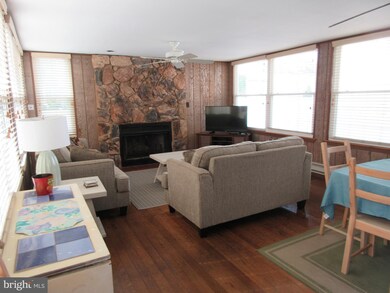 106 E 18th St, Ship Bottom, NJ 08008 - photo 2