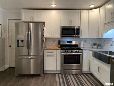 2400 Hillcrest St, Harrisburg, IL 62946 - photo 6