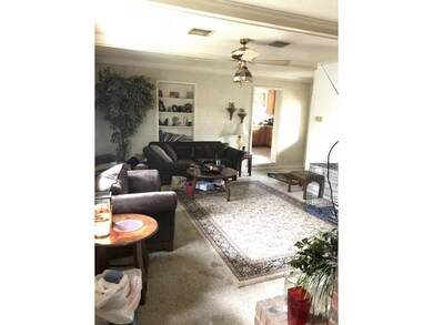 2421 Kivett Dr, Greensboro, NC 27406 - photo 3