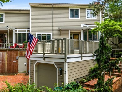 2 Benjamin Place unit 2, Chestnut Hill, MA 02467 - photo 3