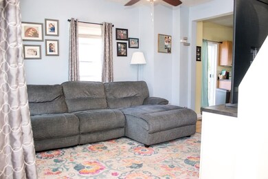 48 D St unit 48, Whitinsville, MA 01588 - photo 2