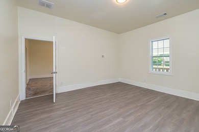 6 W Oak St unit . B, Luthersville, GA 30251 - photo 5