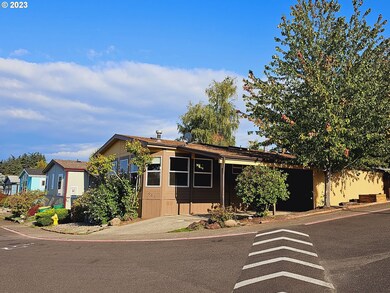 962 SW Sunset Way, Troutdale, OR 97060 - photo 4