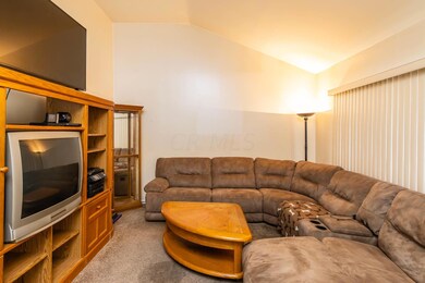 4544 Etna Rd, Columbus, OH 43213 - photo 5