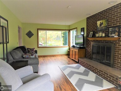 231 W 10th St S, Newton, IA 50208 - photo 6