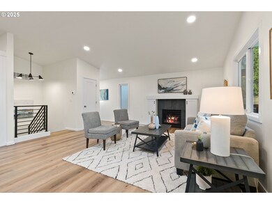 4545 SW Stephenson St, Portland, OR 97219 - photo 4