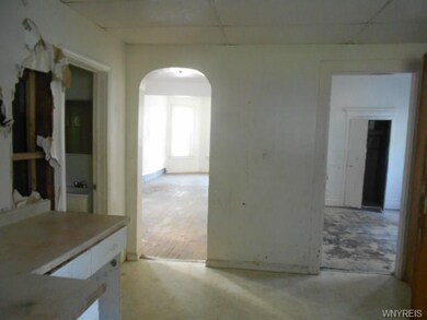 750 16th St, Niagara Falls, NY 14301 - photo 4