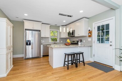 15 Cottage St, Dracut, MA 01826 - photo 2