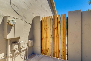 967 N Senate St unit 1, Chandler, AZ 85225 - photo 5