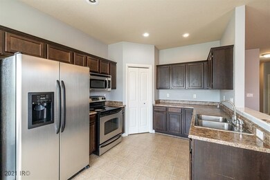 2631 River Meadows Dr, Des Moines, IA 50320 - photo 5