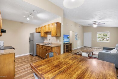 6079 Edgefield Dr, Jacksonville, FL 32205 - photo 7