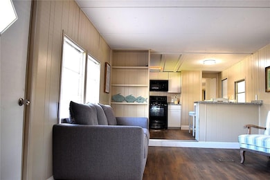 1625 Bass Ave, Seville, FL 32190 - photo 6