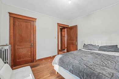 7 Henry St unit 2, Brookline, MA 02445 - photo 5