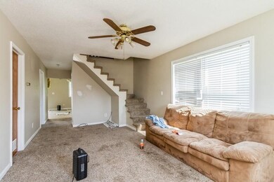 846 E Dunham Ave, Des Moines, IA 50315 - photo 2