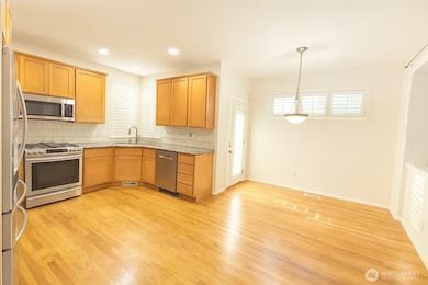 22926 SE 13th Way, Sammamish, WA 98075 - photo 7