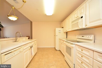 310 Willrich Cir unit L, Forest Hill, MD 21050 - photo 3