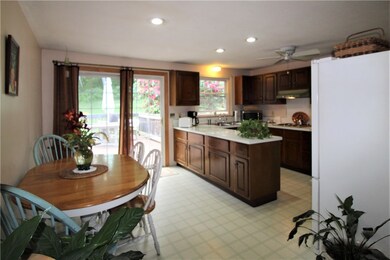 62 Wright Ave, Wakefield, RI 02879 - photo 4