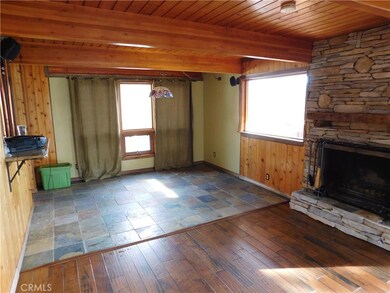 18182 Pahute Ave, Victorville, CA 92395 - photo 5