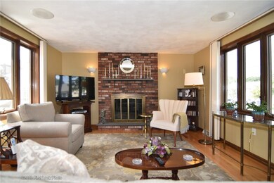 136 N View Ave, Cranston, RI 02920 - photo 6