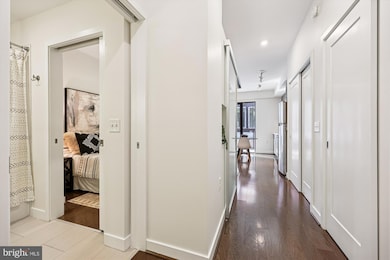 Octave 1320 unit 606, Silver Spring, MD 20910 - photo 2