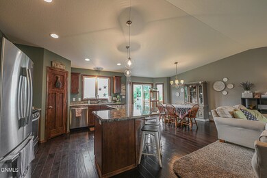 5125 Hitchcock Drive-06