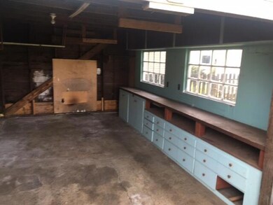8th Street Interior Garage
