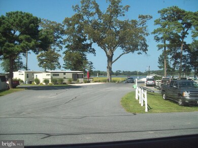 138 Salt Spray Dr, Ocean Pines, MD 21811 - photo 4