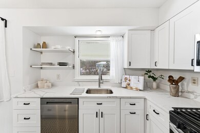 11216 Minnetonka Blvd, Hopkins, MN 55305 - photo 5