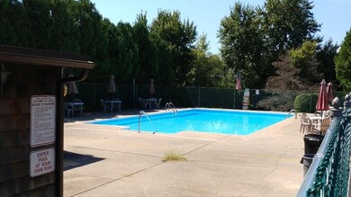 510 Child St unit 307B, Warren, RI 02885 - photo 6