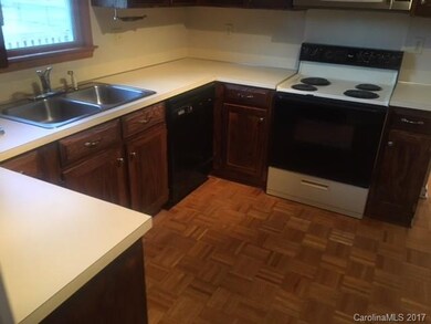 139 Ridgeview Rd, Statesville, NC 28625 - photo 4