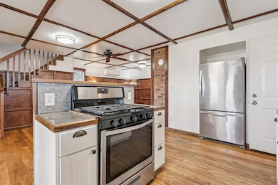 2831 52nd St, Vinton, IA 52349 - photo 7