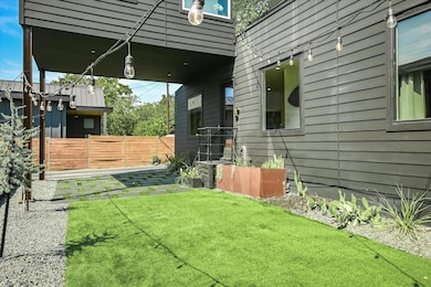 4802 Gladeview Dr unit 2, Austin, TX 78745 - photo 3