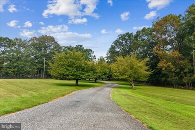 19840 Foggy Bottom Rd, Bluemont, VA 20135 - photo 2