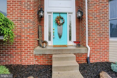 2151 Castlegreen Dr, Greencastle, PA 17225 - photo 4