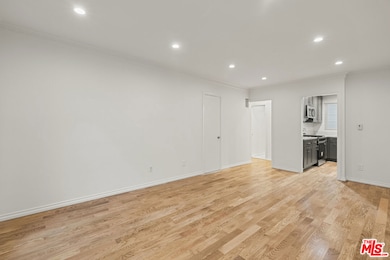 1235 N Harper Ave unit 20, West Hollywood, CA 90046 - photo 3