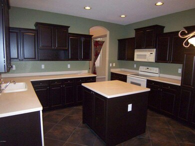 04 Kitchen